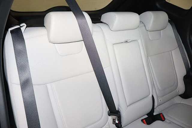 Hyundai TUCSON 1.6 T-GDi MHEV Ultimate DCT Euro 6 (s/s) 5dr White