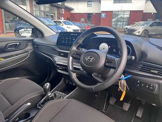 Hyundai I20 1.0 T-GDi Premium Euro 6 (s/s) 5dr Yellow