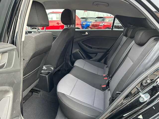 Hyundai i20 1.2 SE Launch Edition Euro 6 (s/s) 5dr