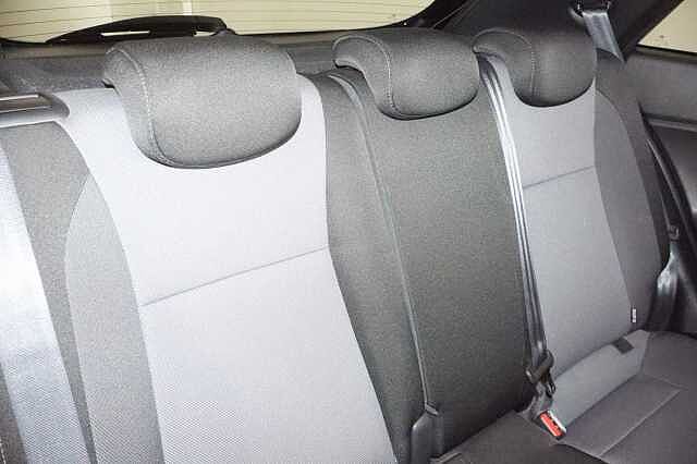 Hyundai i20 1.2 SE Launch Edition Euro 6 (s/s) 5dr