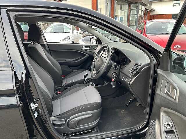 Hyundai i20 1.2 SE Launch Edition Euro 6 (s/s) 5dr