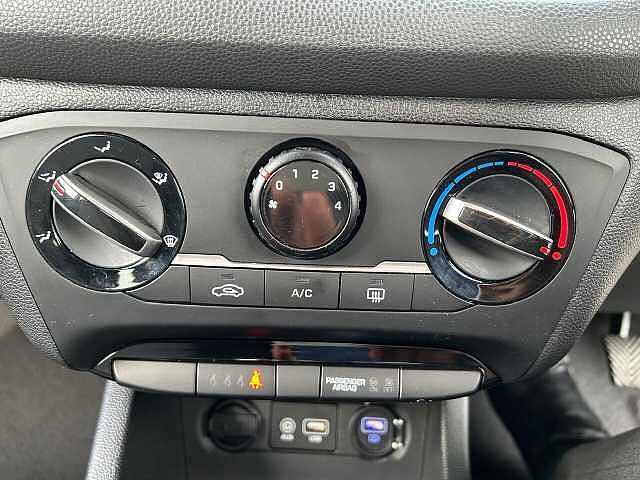 Hyundai i20 1.2 SE Launch Edition Euro 6 (s/s) 5dr