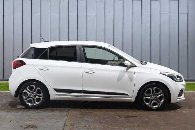 Hyundai i20 1.2 Premium Nav Euro 6 (s/s) 5dr