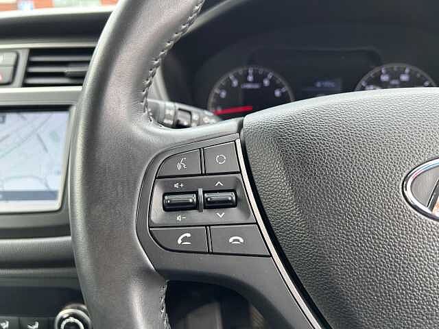 Hyundai i20 1.2 Premium Nav Euro 6 (s/s) 5dr