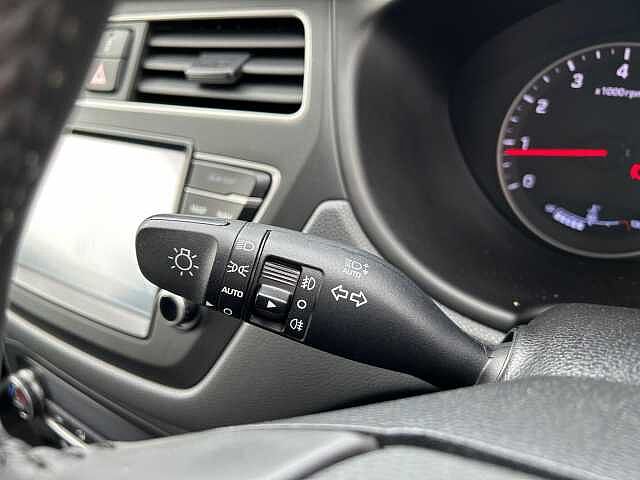 Hyundai i20 1.2 Premium Nav Euro 6 (s/s) 5dr