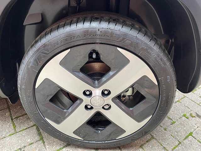 Hyundai INSTER Long Range 49kWh 02 Auto 5dr Black