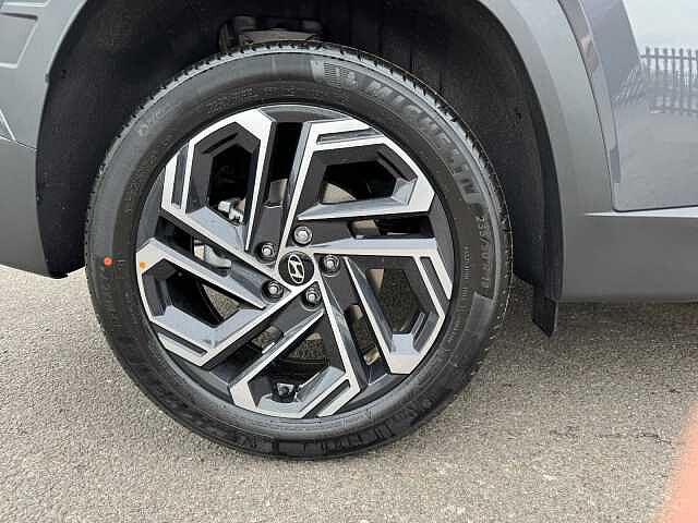 Hyundai TUCSON 1.6T Plug-in Hybrid Ultimate 5dr Auto Ectrnc Gry Prl