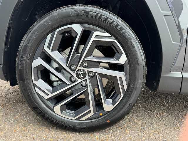 Hyundai TUCSON 1.6T Plug-in Hybrid Ultimate 5dr Auto Ectrnc Gry Prl