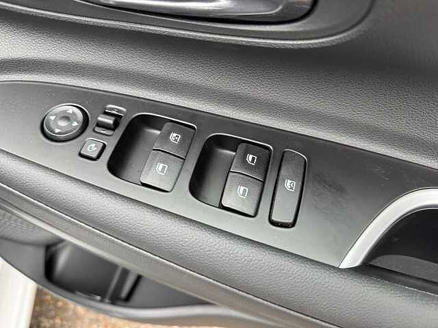 Hyundai I20 1.0T GDi Premium 5dr DCT Atlas White