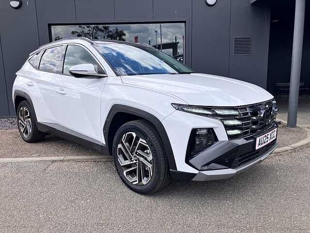 Hyundai TUCSON 1.6T Hybrid Ultimate 5dr Auto Serenity White