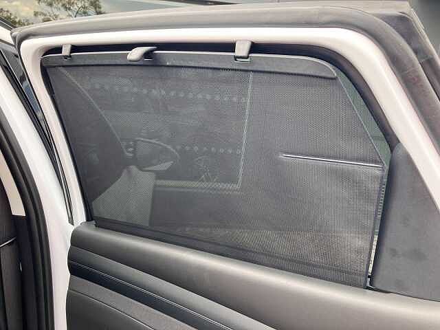 Hyundai TUCSON 1.6T Hybrid Ultimate 5dr Auto Serenity White