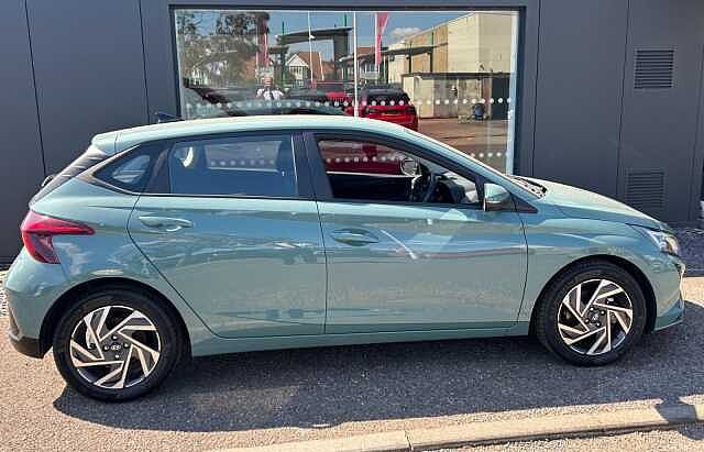 Hyundai I20 1.0T GDi Advance 5dr Mangrove Green