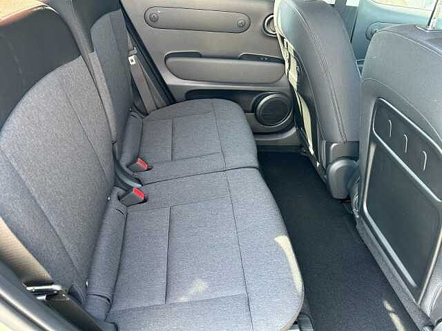 Hyundai INSTER 85kW 02 49kWh 5dr Auto Jungle Khaki