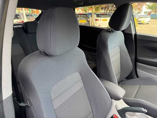Hyundai BAYON 1.0 TGDi Ultimate 5dr DCT Phantom Black
