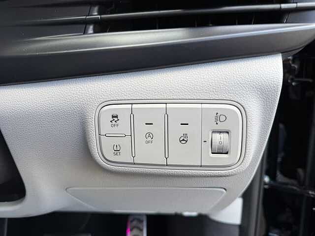 Hyundai BAYON 1.0 TGDi Ultimate 5dr DCT Phantom Black