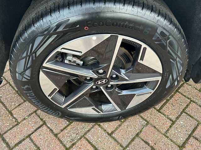 Hyundai TUCSON 1.6T Premium 5dr Atlas White