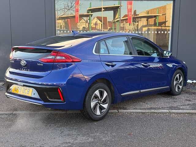 Hyundai Ioniq 1.6 GDi Hybrid Premium 5dr DCT