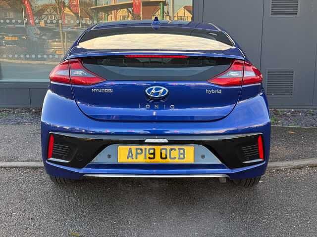 Hyundai Ioniq 1.6 GDi Hybrid Premium 5dr DCT