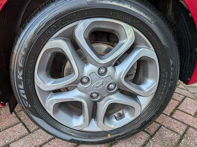 Hyundai i20 1.2 MPi Premium Nav 5dr