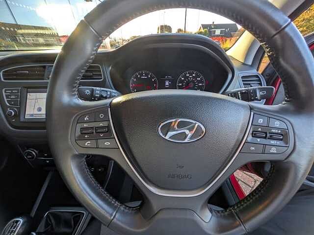 Hyundai i20 1.2 MPi Premium Nav 5dr