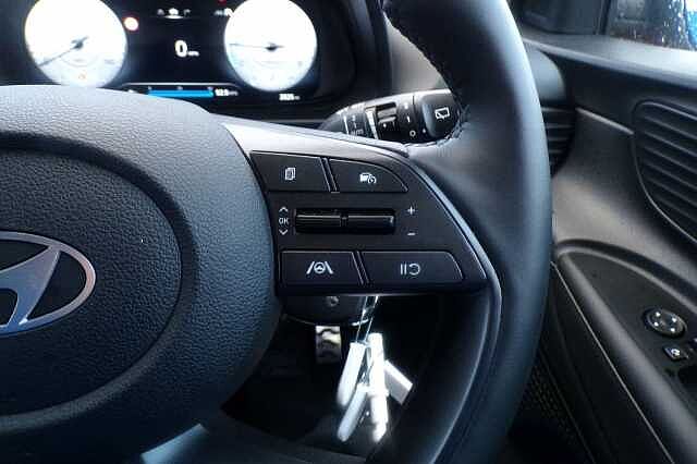 Hyundai BAYON 1.0 T-GDi Premium Euro 6 (s/s) 5dr Red