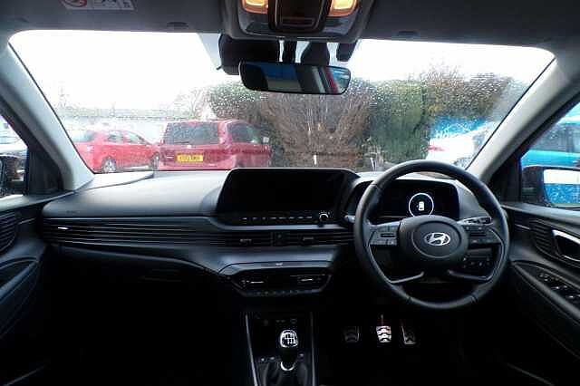 Hyundai BAYON 1.0 T-GDi Premium Euro 6 (s/s) 5dr Red