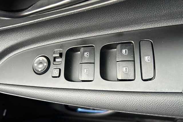 Hyundai BAYON 1.0 T-GDi Advance DCT Euro 6 (s/s) 5dr Green