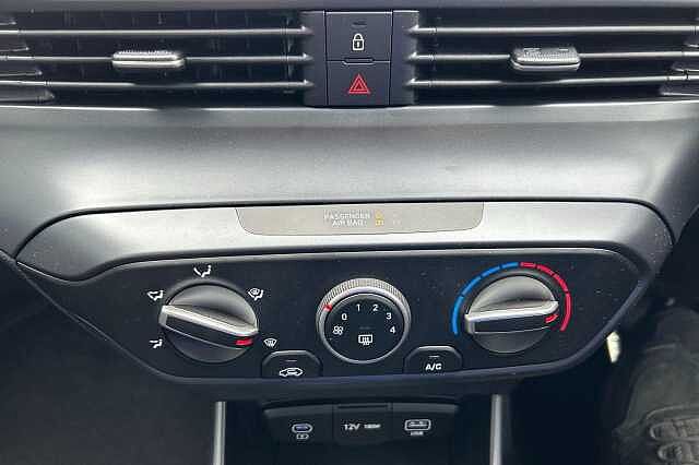 Hyundai BAYON 1.0 T-GDi Advance DCT Euro 6 (s/s) 5dr Green