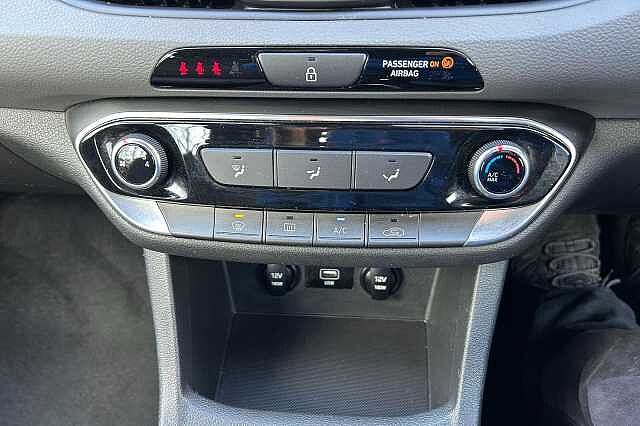 Hyundai i30 1.0 T-GDi MHEV SE Connect Euro 6 (s/s) 5dr