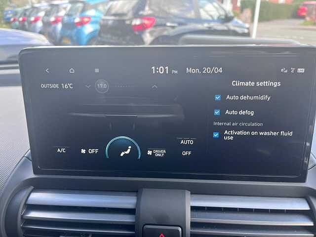 Hyundai INSTER Long Range 49kWh 02 Auto 5dr Black