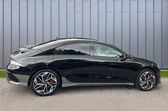 Hyundai IONIQ 6 77.4kWh Premium Auto 4dr