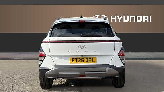 Hyundai KONA 1.6T 138 Advance 5dr Petrol Hatchback White