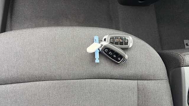 Hyundai INSTER 71kW 01 42kWh 5dr Auto Electric Hatchback