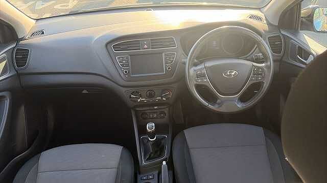 Hyundai i20 1.2 MPi Play 5dr Petrol Hatchback