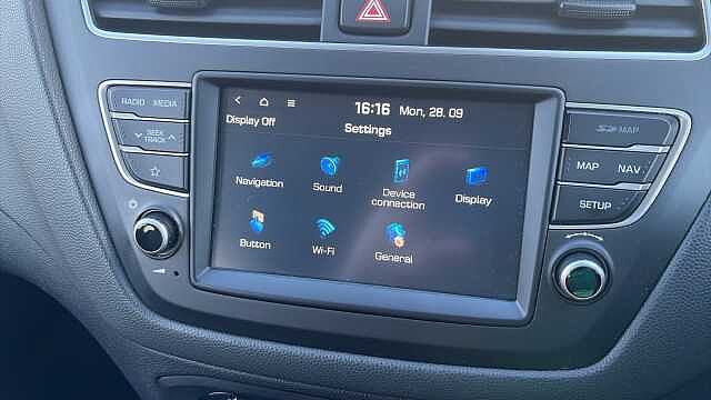 Hyundai i20 1.2 MPi Play 5dr Petrol Hatchback