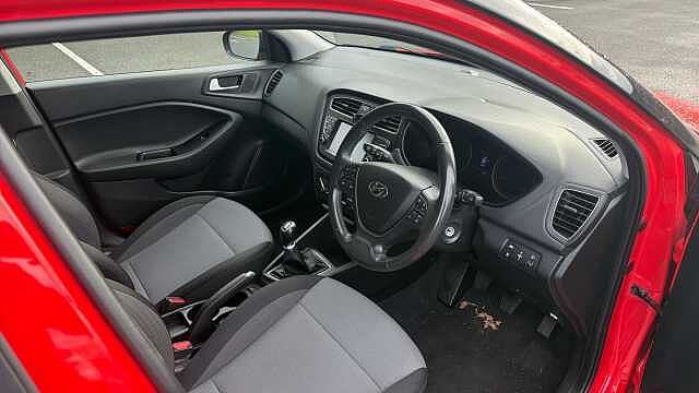 Hyundai i20 1.2 MPi Play 5dr Petrol Hatchback