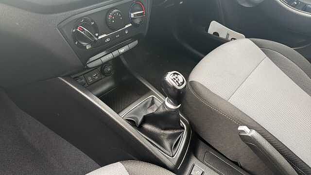 Hyundai i20 1.2 MPi Play 5dr Petrol Hatchback