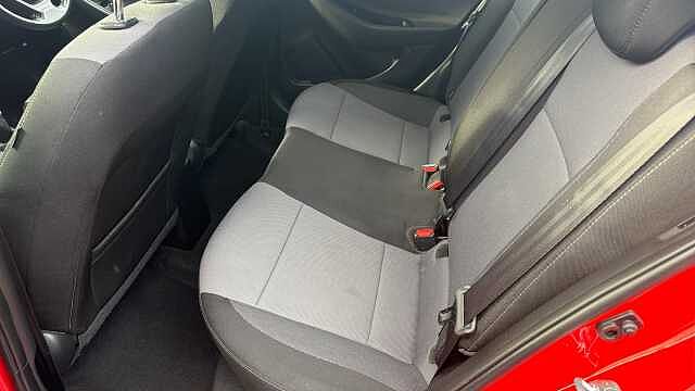 Hyundai i20 1.2 MPi Play 5dr Petrol Hatchback