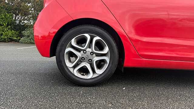 Hyundai i20 1.2 MPi Play 5dr Petrol Hatchback