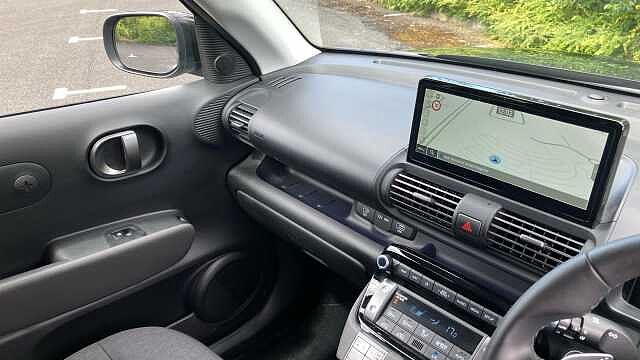 Hyundai INSTER 85kW 02 49kWh 5dr Auto Electric Hatchback