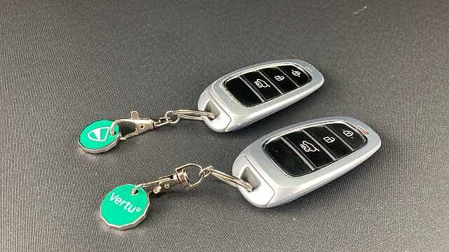 Hyundai TUCSON 1.6 TGDi Premium 5dr 2WD Petrol Estate Grey