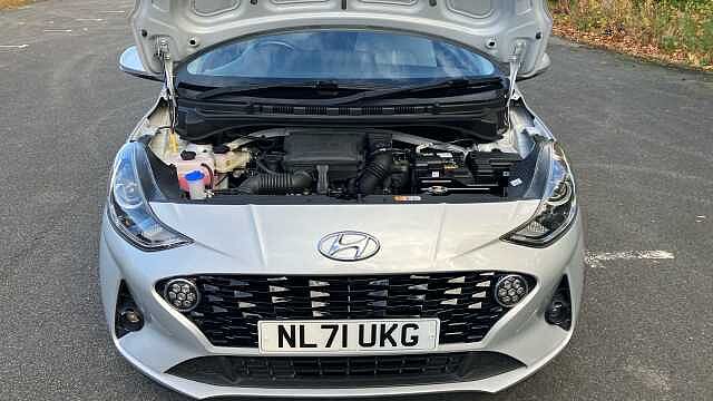 Hyundai I10 1.0 MPi Premium 5dr Petrol Hatchback Silver