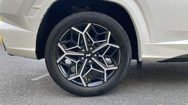 Hyundai TUCSON 1.6 TGDi Hybrid 230 N Line 5dr 2WD Auto Hybrid Estate White