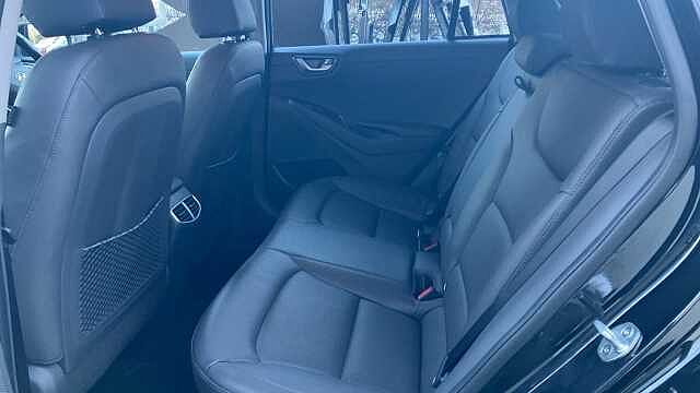 Hyundai IONIQ 1.6 GDi Hybrid Premium SE 5dr DCT Hybrid Hatchback