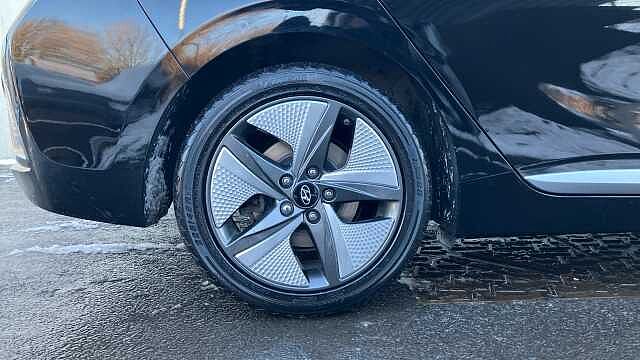 Hyundai IONIQ 1.6 GDi Hybrid Premium SE 5dr DCT Hybrid Hatchback