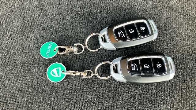 Hyundai SANTA FE 2.2 CRDi Premium 5dr 4WD Diesel Estate