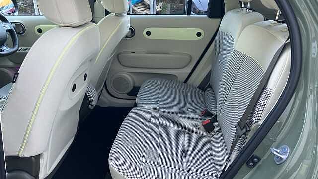 Hyundai INSTER 85kW 02 49kWh 5dr Auto Electric Hatchback Additional Special Solid - Jungle Khaki