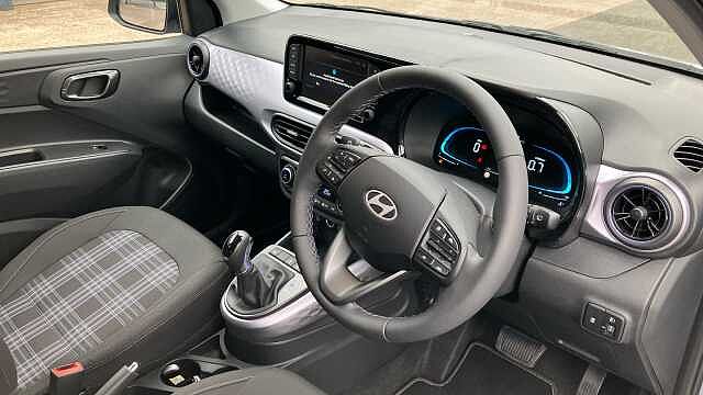 Hyundai I10 1.2 [79] Premium 5dr Auto [Nav] Petrol Hatchback Meta Blue - Pearl