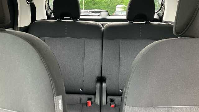 Hyundai INSTER 85kW 02 49kWh 5dr Auto Electric Hatchback