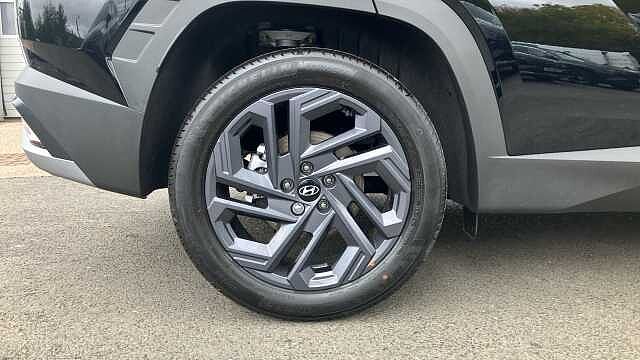 Hyundai TUCSON 1.6T 239 Hybrid Black Line 5dr Auto Hybrid Estate Abyss Black - Pearl
